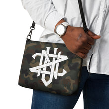 Load image into Gallery viewer, Camo Crossbody bag